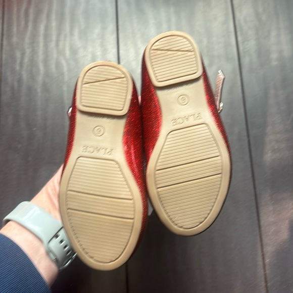 NWT The Children’s Place Ref glitter flat dress shoes size 6 - Picture 3 of 4